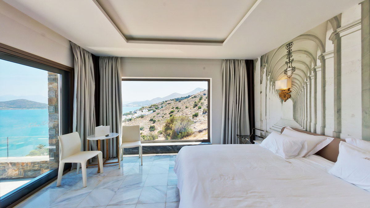 Deluxe Sea View with Jacuzzi